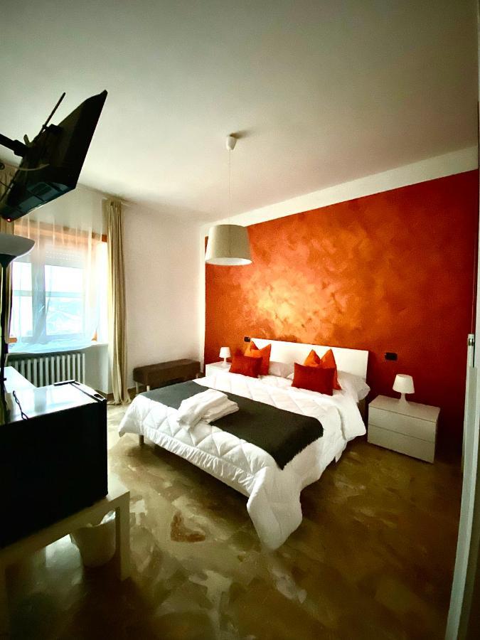 B&B Mo•Si Massa d'Albe Extérieur photo
